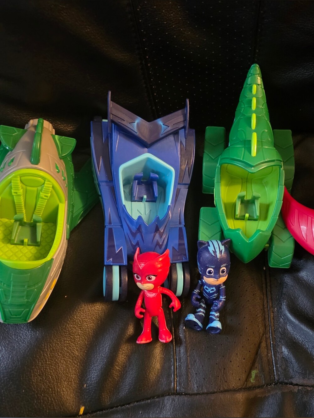 Pj Mask Action Figures & Car Set